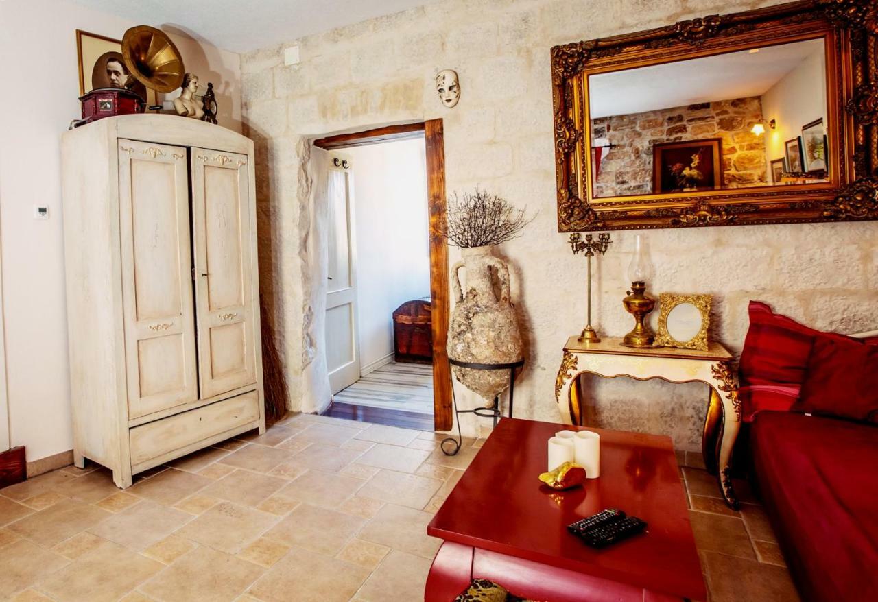 Dimora Picco Bello Trogir Eksteriør bilde